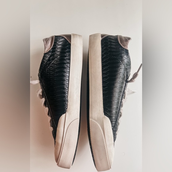 MI.IM
Sneakers- Mi.iM Sadie Sneaker Black - Picture 5 of 5